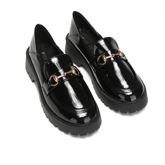 Oxford shoes by Miss Suri - Black